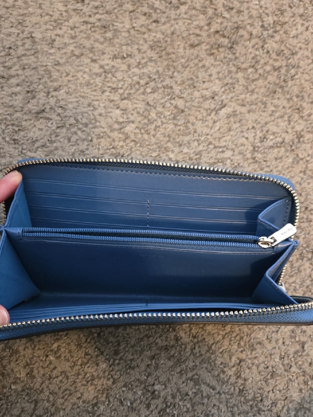 Authentic Coach Two-Tone Blue Check Zip Wallet - Picture 2 of 3